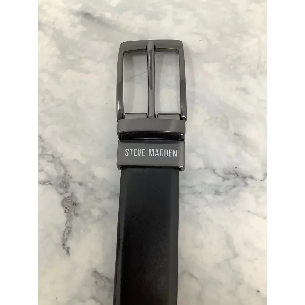 Steve Madden Boy's Small (22-24) Reversible Black/Brown Belt A2-2